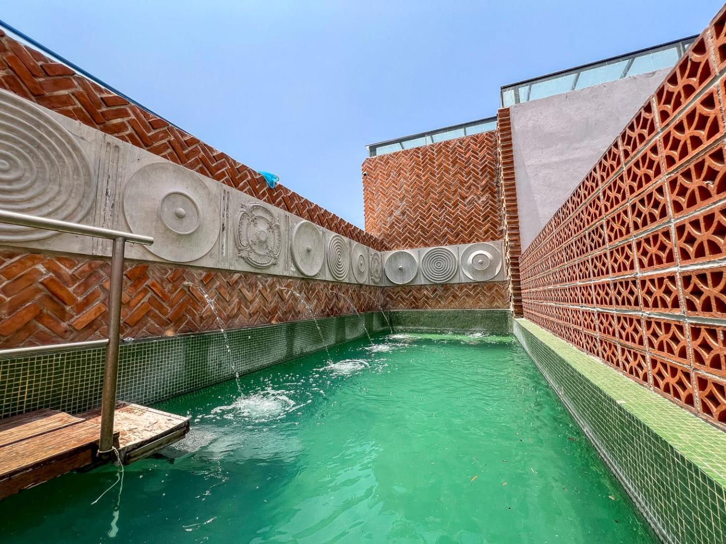 Hotel Mansion E Borbon Леон Екстериор снимка